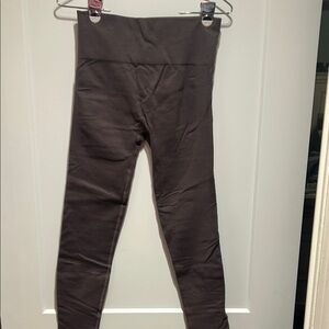 Women’s Olive Leggings